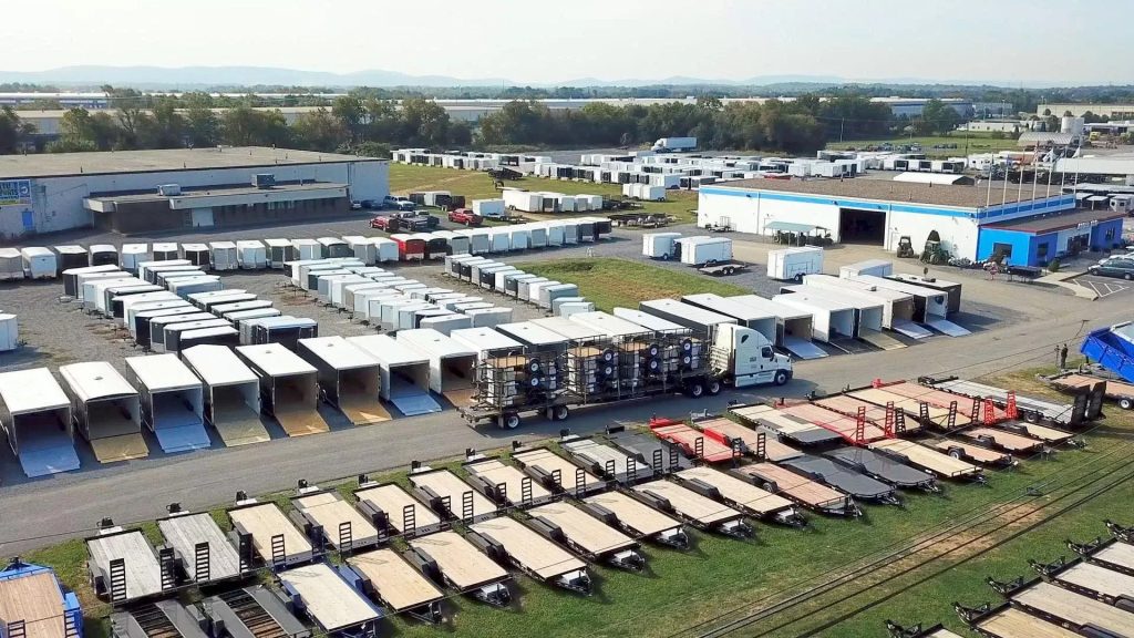 Striking Tandem Axle Blackout Trailers for rugged work