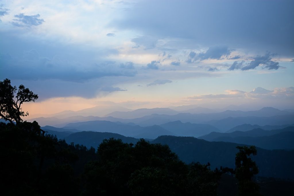 Explore Meghalaya on a guided walking tour package Explore Meghalaya on a guided walking tour package
