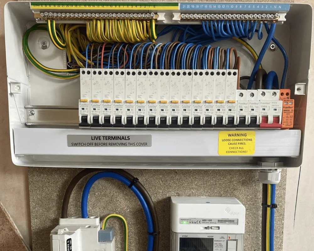 Reliable emergency lighting inspections for Manchester properties Reliable emergency lighting inspections for Manchester properties