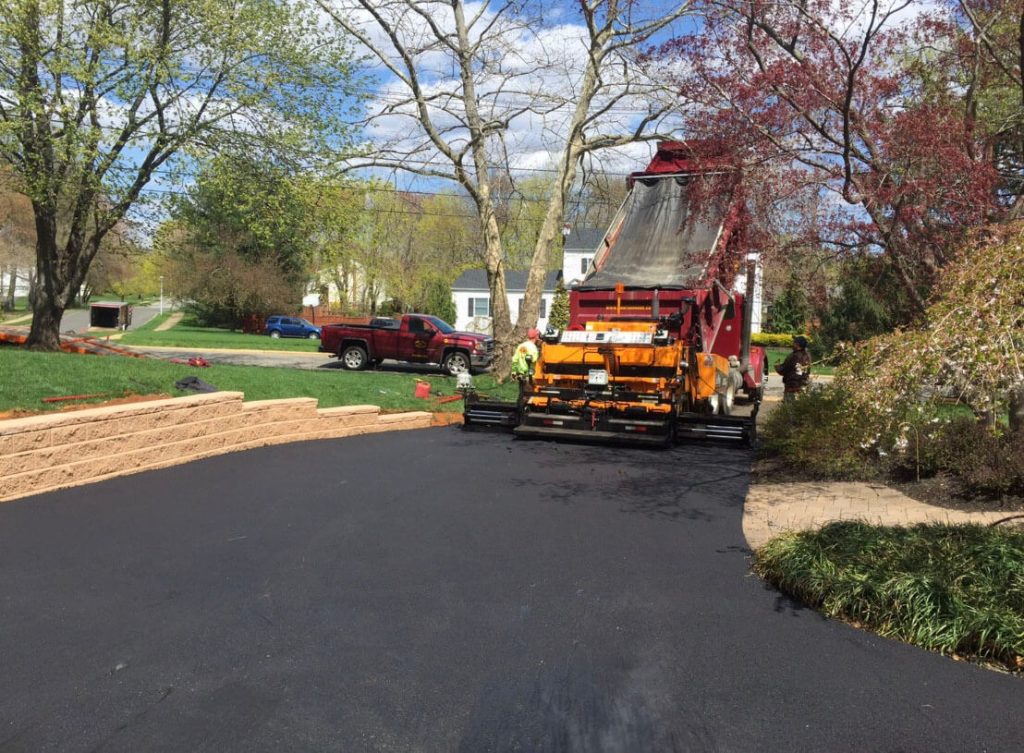 Finding trusted asphalt specialists in Florida for your project