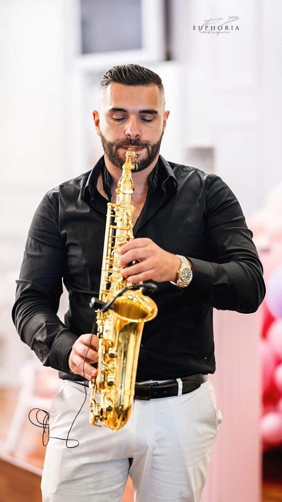 Enchanting Jazz Moments: Hire a Leading Saxophonist for Your Sydney Event Enchanting Jazz Moments: Hire a Leading Saxophonist for Your Sydney Event
