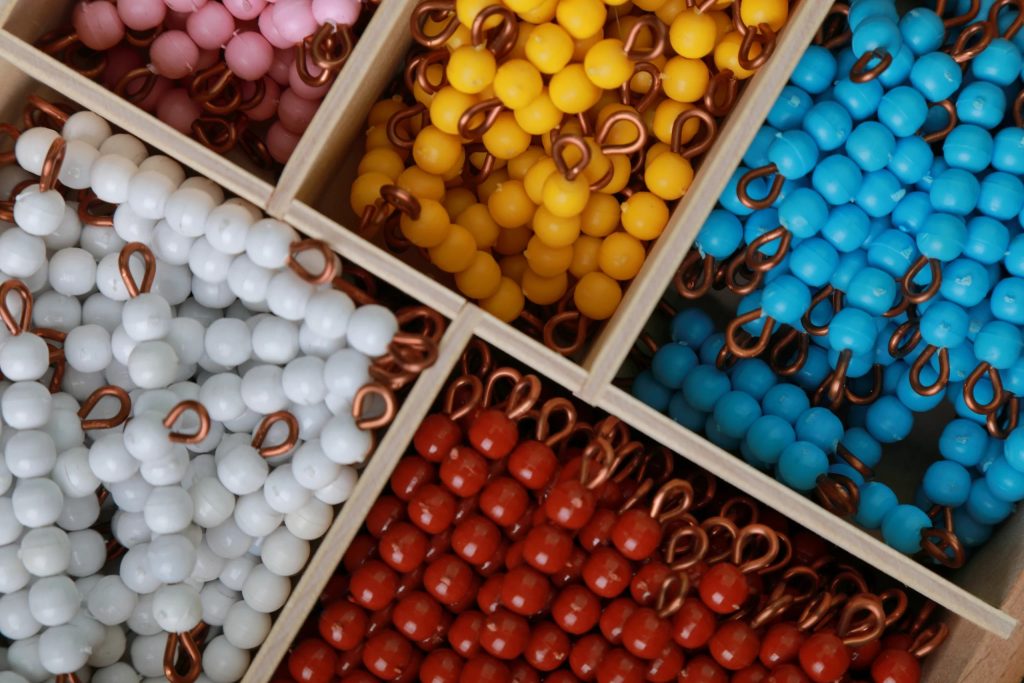 Guiding Early Maths with Timber Bead Materials Guiding Early Maths with Timber Bead Materials