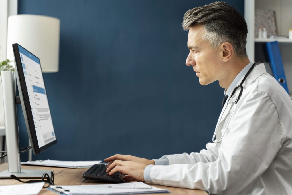 Soluciones digitales para manejar historias clínicas en Colombia