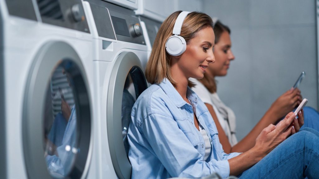 Essential parts and tools for reliable commercial laundry upkeep