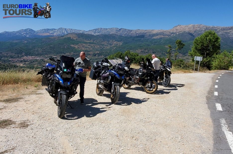 Ride with Confidence: A Remarkable Motorcycle Adventure Ride with Confidence: A Remarkable Motorcycle Adventure