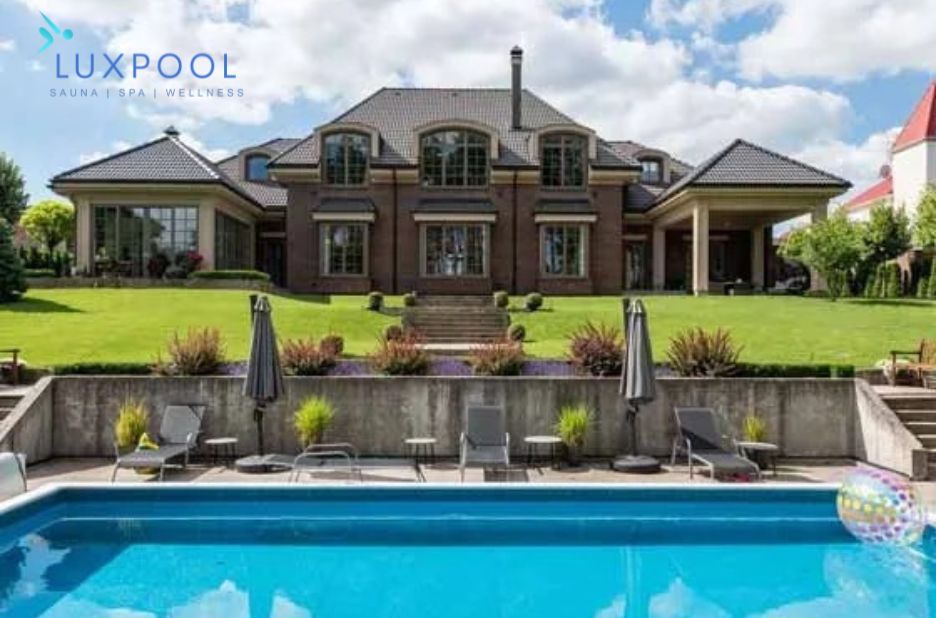 Choosing Quality Swimming Pool Builders in London and Beyond Choosing Quality Swimming Pool Builders in London and Beyond