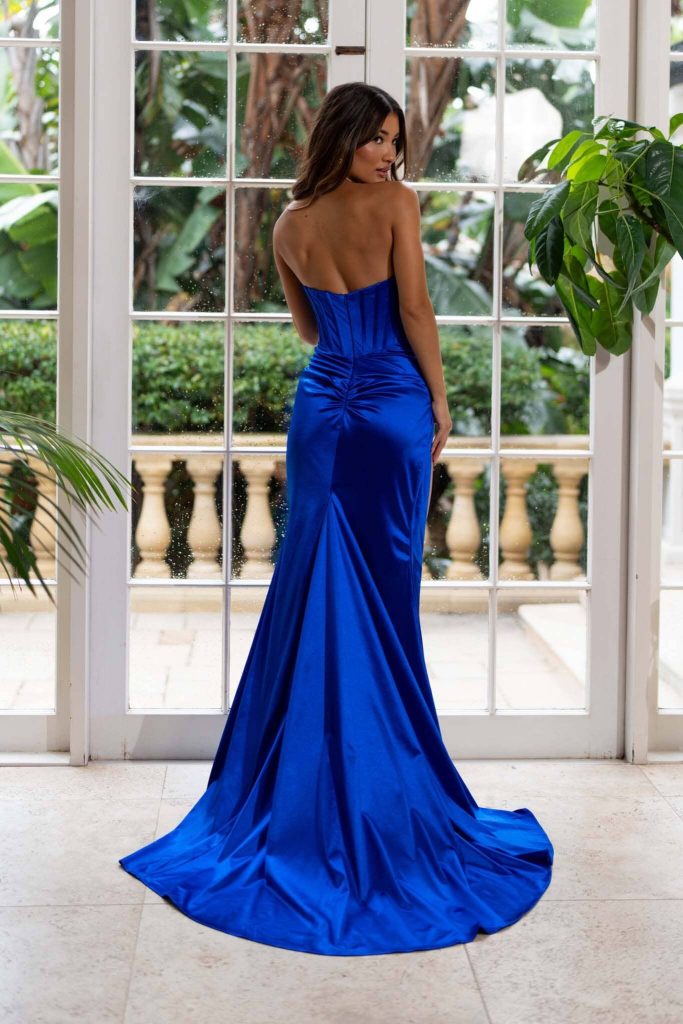 Discover Stunning Australian Eveningwear for Any Event
