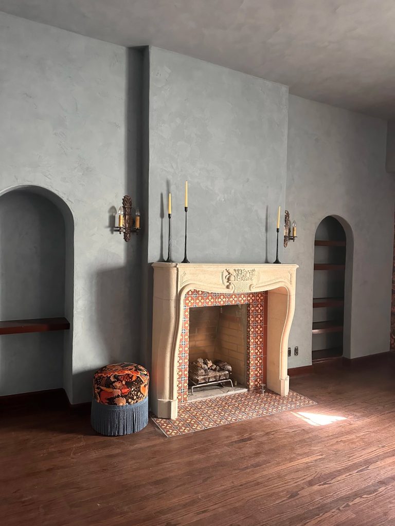 Choosing Between Classic Wall Finishes: A Practical Guide