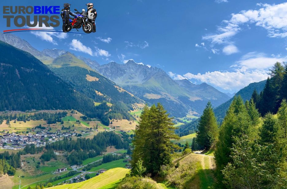Exploring the Alps by Motorcycle: A Scenic Route for Enthusiasts Exploring the Alps by Motorcycle: A Scenic Route for Enthusiasts